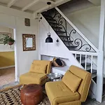 Prázdninový dům Chaumiere Historique A Quelques Pas De La Mer