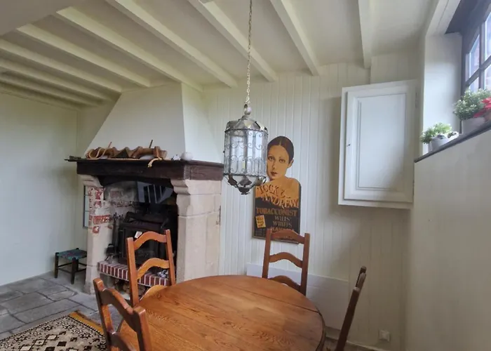 Holiday home Chaumiere Historique A 5min De La *